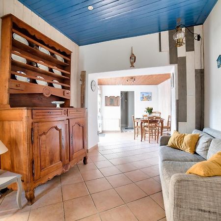 Jolie Maison Avec Cour Pour 5 Personnes Noirmoutier-en-l'Île Exterior foto