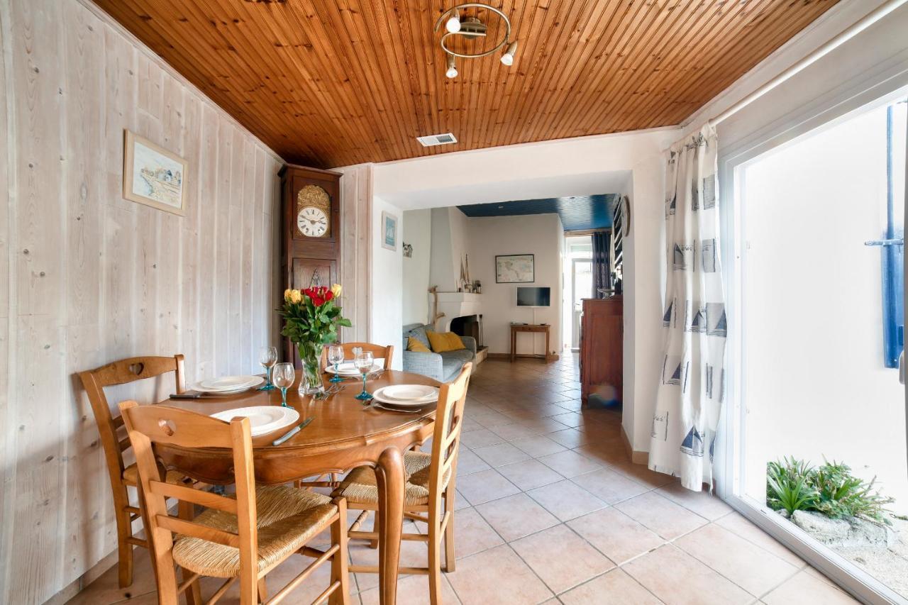 Jolie Maison Avec Cour Pour 5 Personnes Noirmoutier-en-l'Île Exterior foto